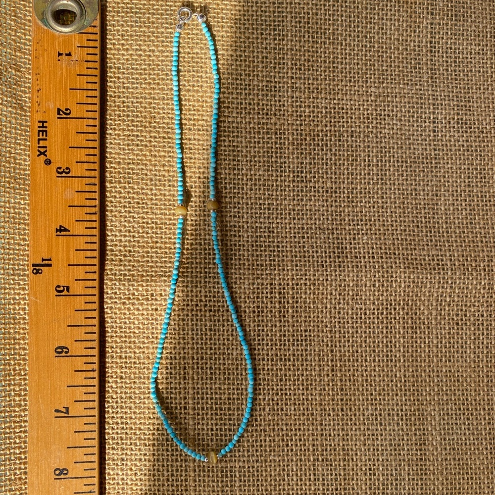 Tiny Turquoise beaded choker - Picture 2 of 4